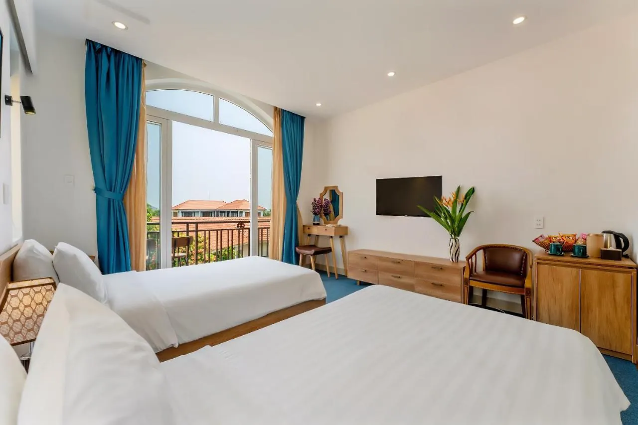 Sam Retreat Villa Hoi An 4*,