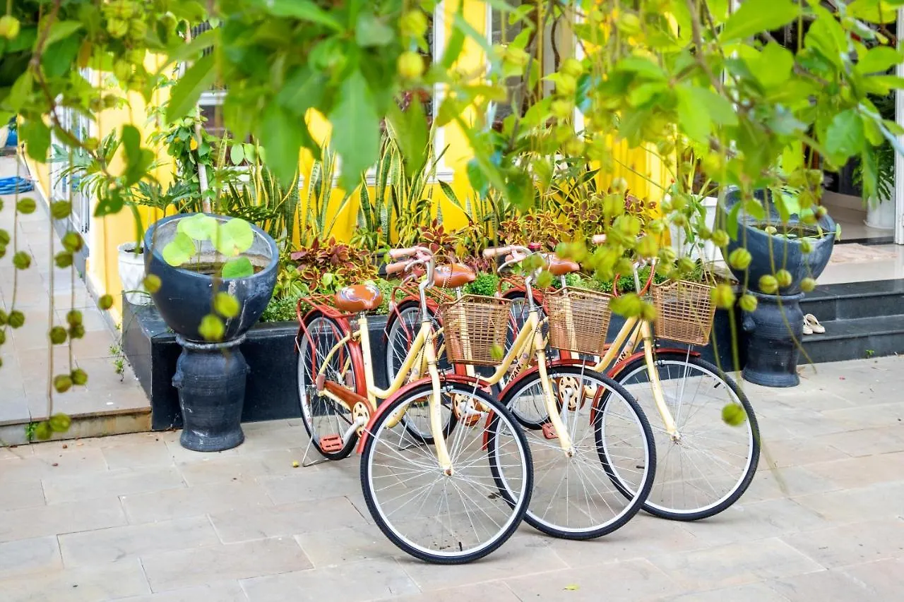 Sam Retreat Villa Hoi An Hotel