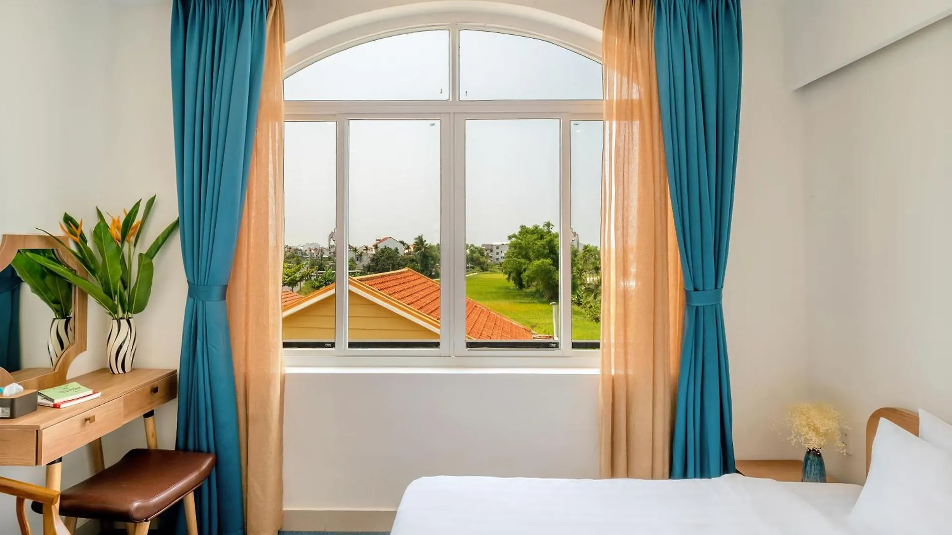 Sam Retreat Villa Hoi An 4*,